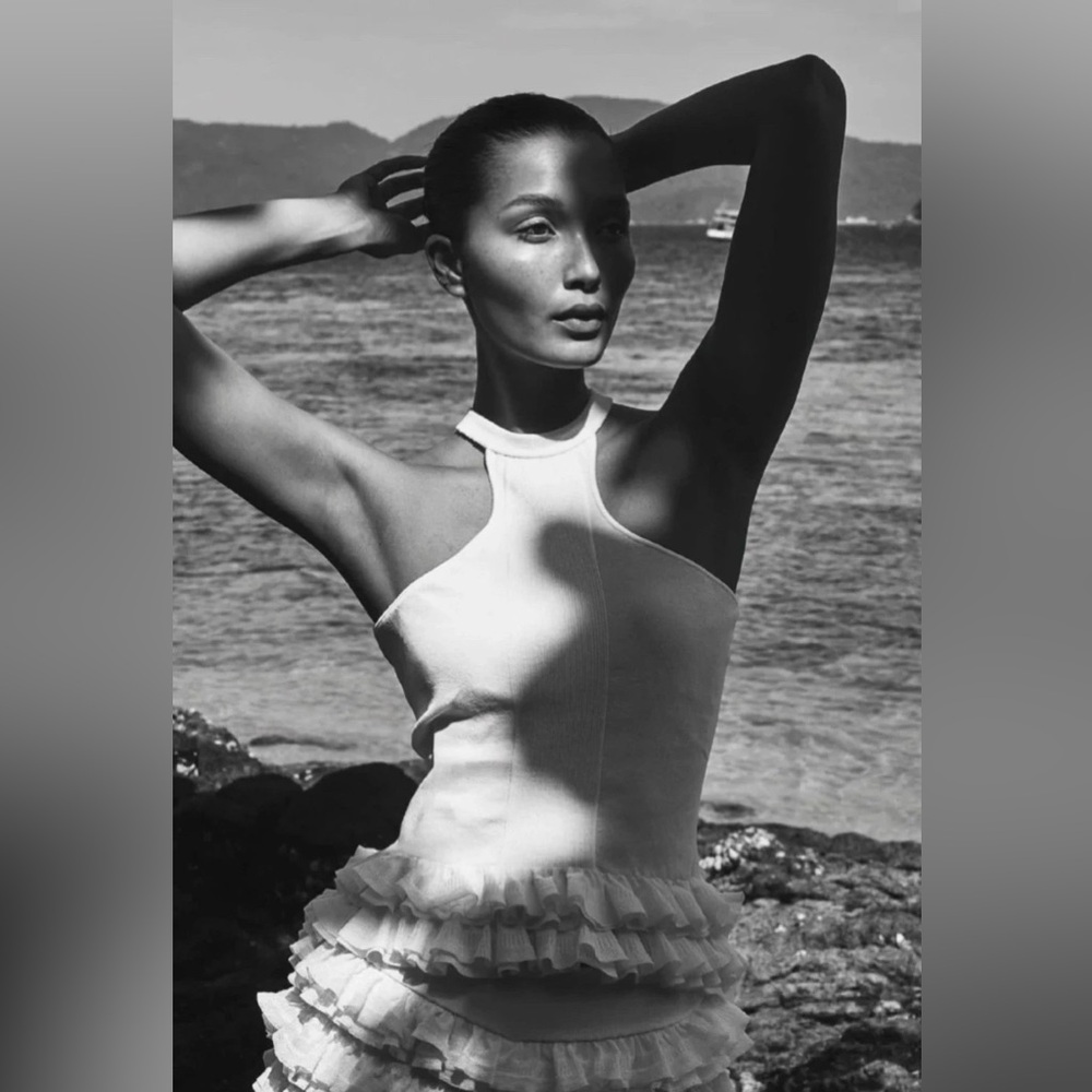 Chanel 2024 new collection top brand new without tags